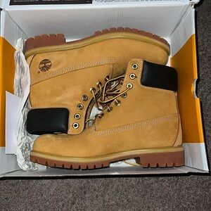 Brand new Men’s timberland boots